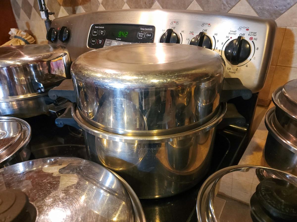 14 Pieces Vintage Saladmaster T304s Cookware