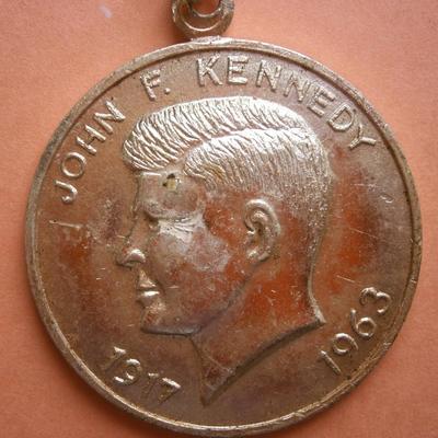 Vintage JOHN F. KENNEDY Key Chain