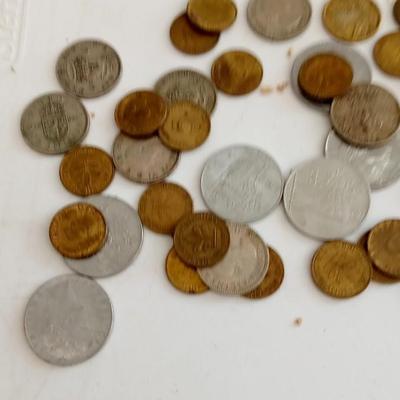 LOT 163   LOT OF FOREIGN COINS