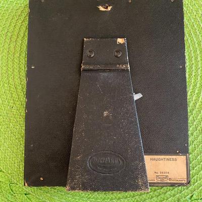 Victorian Reverse Painting Silhouette "Haughtiness"