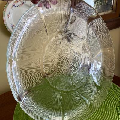 Clear Glass Refined Fleur Torte Platter by Arcoroc 