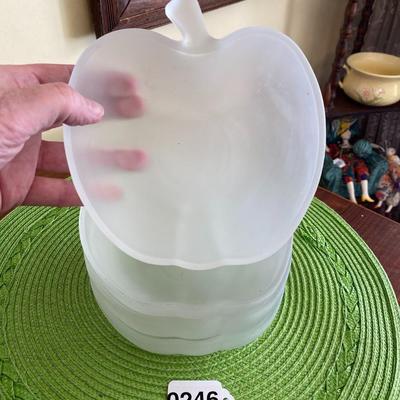 Vintage Frosted Glass Apple Bowl Set 1