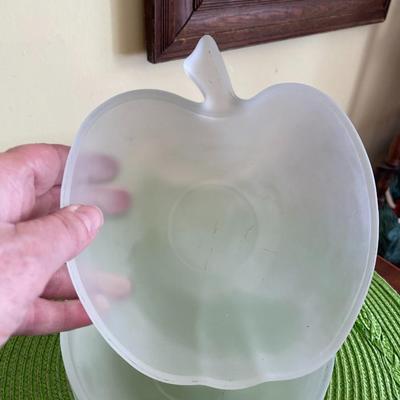 Vintage Frosted Glass Apple Bowl Set 1