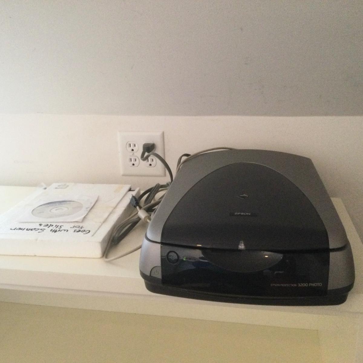 1032 Epson Perfection 3200 Photo Scanner