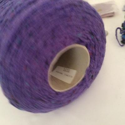 1030 Irish Arran Wool Spool and Ceramic Buttons