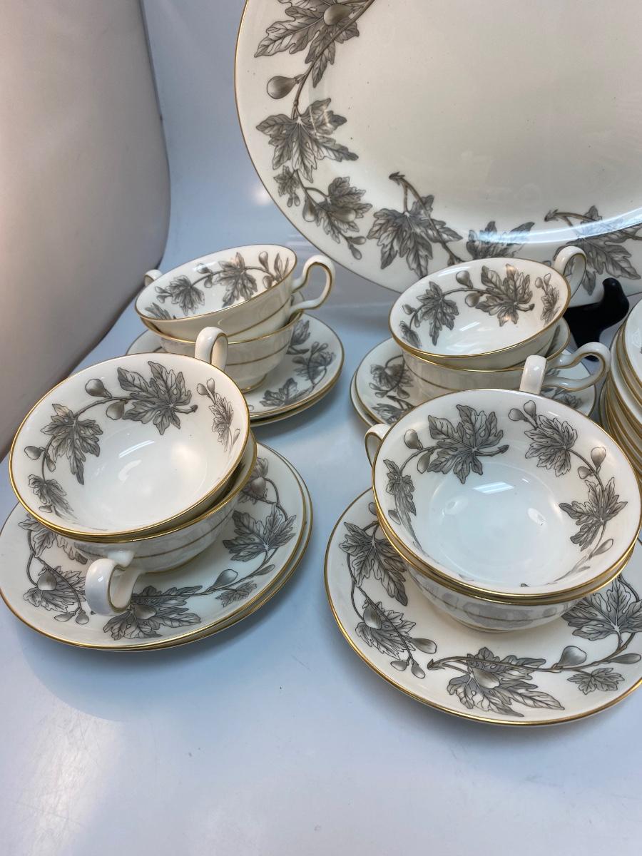 Wedgwood crockery clearance