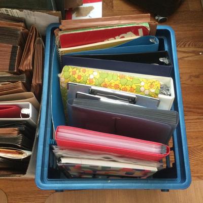 1139 Office Organizing Folders Binders Hanging Files etc.