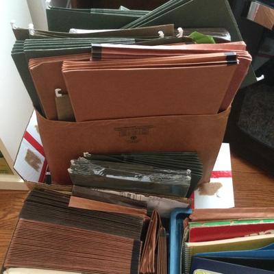 1139 Office Organizing Folders Binders Hanging Files etc.