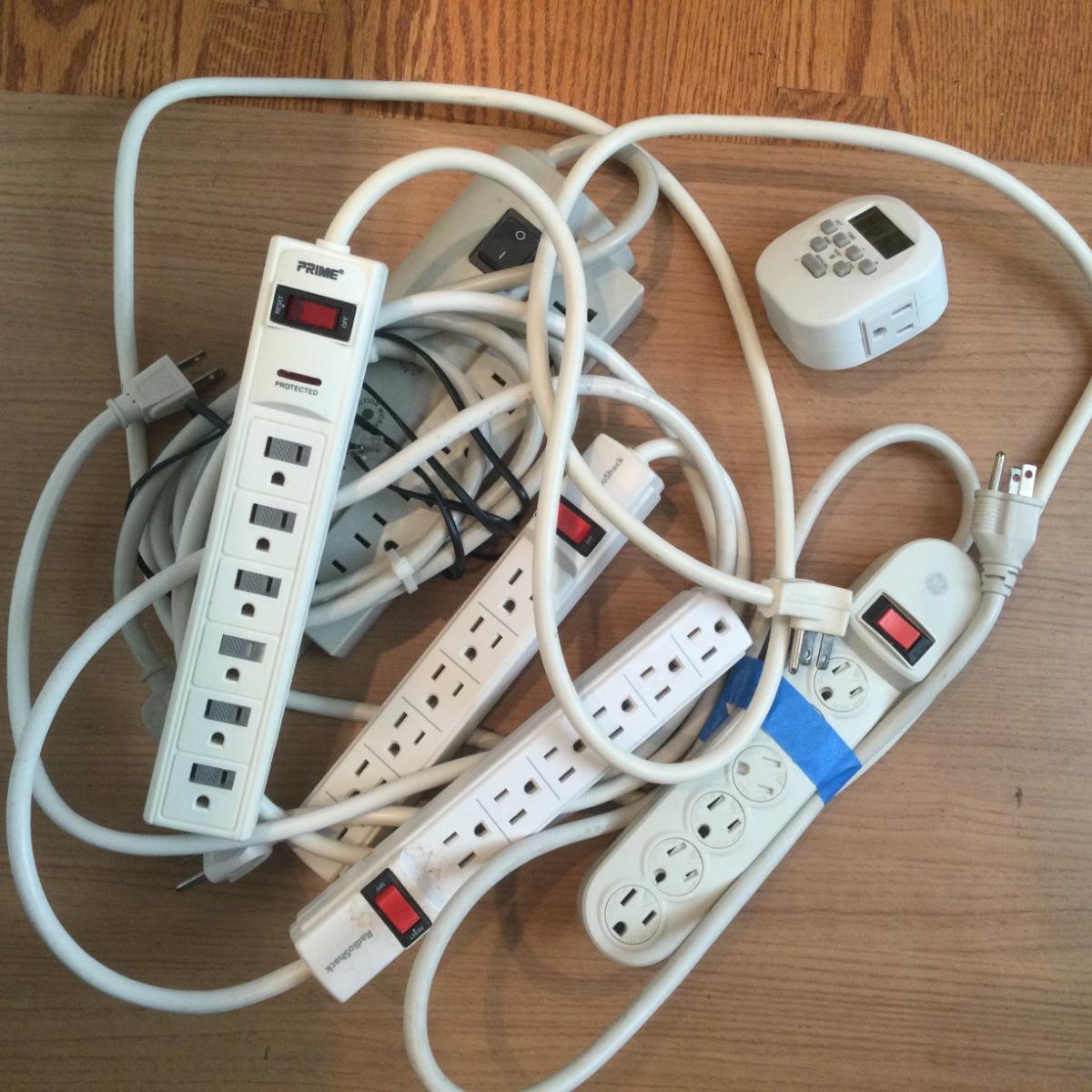 1161 Extension Cords, Timer and Surge protector