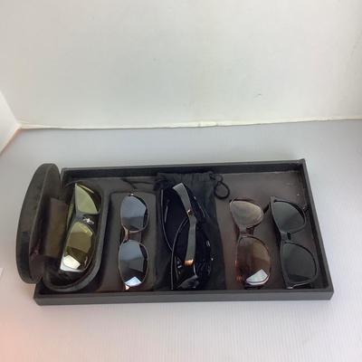 Lot 1146 Five Pair of Sunglasses