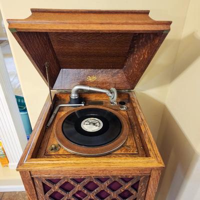 Pathe Freres Antique Phonograph Wind Up Record Player