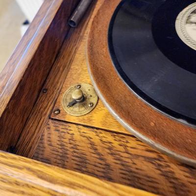 Pathe Freres Antique Phonograph Wind Up Record Player