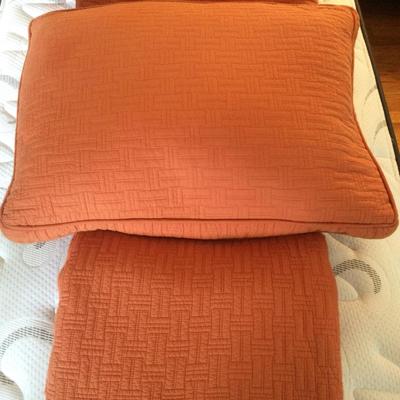 1188 Twin Quilted Coral Bedspreads & Shams Lot
