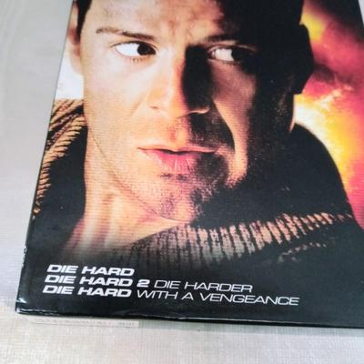Bruce Willis DIE HARD DVD Collection 3-Disc Set