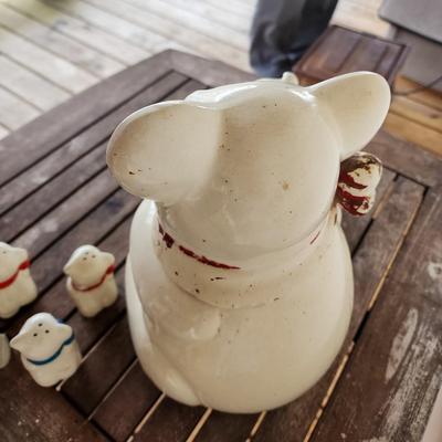 Lot of Ceramic Kitchen Items