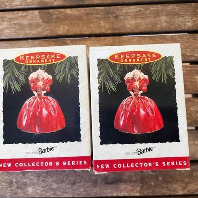 1993 Hallmark Keepsakes Collector Barbie Ornament (NIB)
