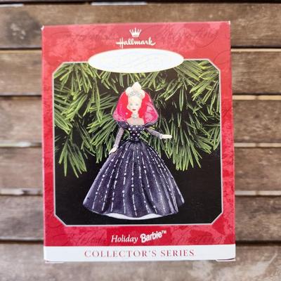 1998 Hallmark Keepsakes Collector Barbie Ornament (NIB)