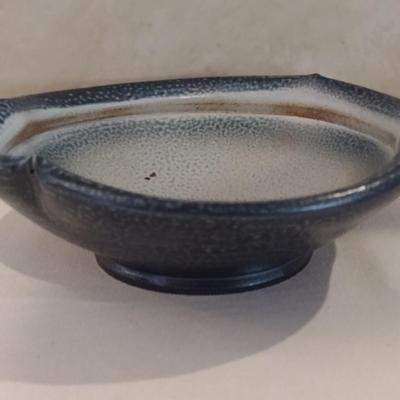 Whimsical Charlie Teft Pottery Bird Themed Pottery Bowl