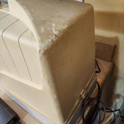 Vintage Singer Sewing Machine, Model 237