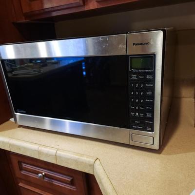 Panasonic Microwave with Inverter
