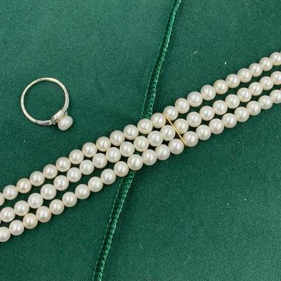 Triple strand pearl bracelet and ring
