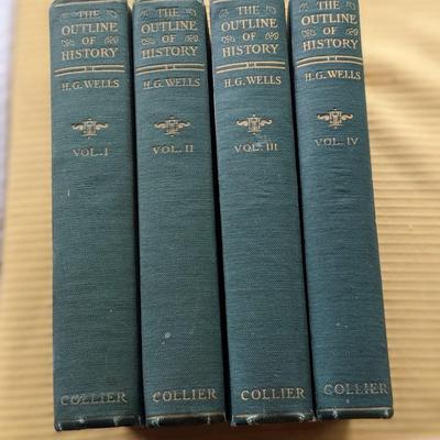 1922 Set of H.G. Wells The Outline of History Vol 1-4