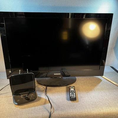 TV Magnavox with Remote and Antenna Included