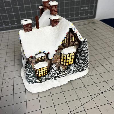 Thomas Kinkade, Hawthorne Village: McKenna's Christmas no. A1470  