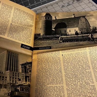 4 Issues of Yank Magazine 1945 of the US Army 