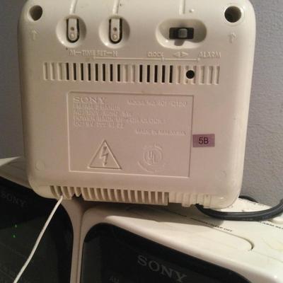 1232 Sony Clock Radio ICF-C120 Lot