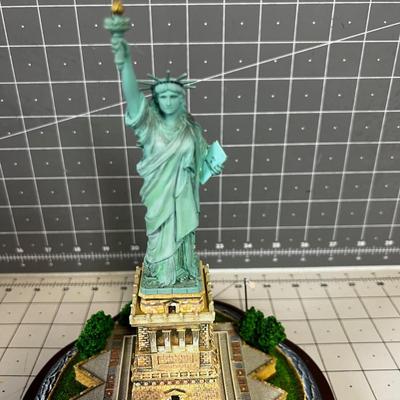 Danbury Mint Statue of Liberty 