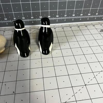 Penguins and Bird Salt & Peppers