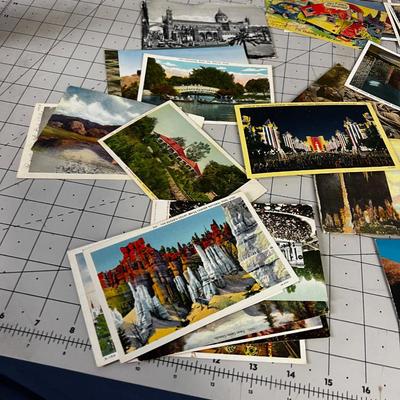 Collection of Vintage 50's and Earlier Utah + Postcards 