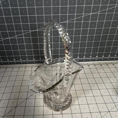 Lovely Glass Brides Basket for The Up coming Holidays 