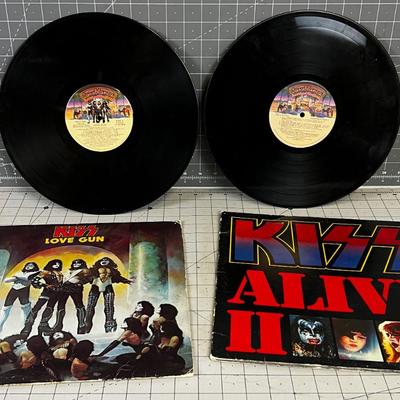 2 KISS Albums 