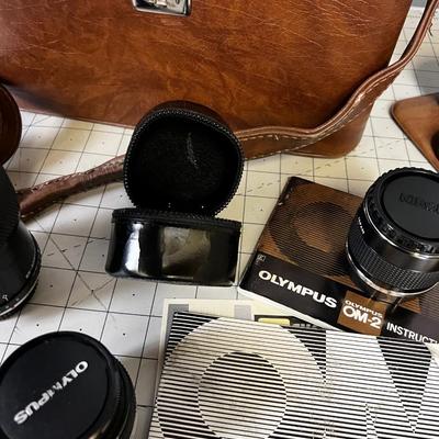 Case with an Olympus OM2 Lenses