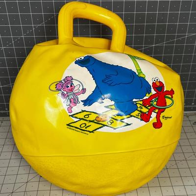 Sesame Street Bouncy Ball 