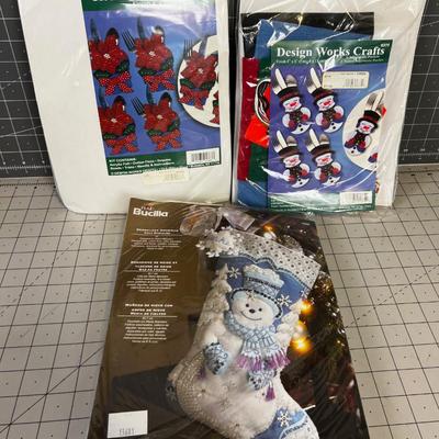3 Christmas Craft Kits
