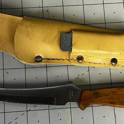 Vintage Skinning Knife with Sheath