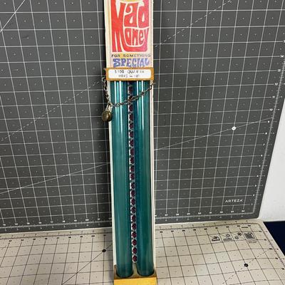 Mad Money Vintage Novelty Quarter Bank