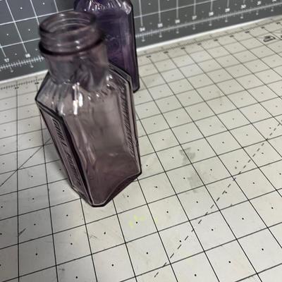 2 GEBHARDT EAGLE Chili Powder  Purple Bottles 