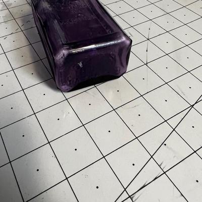 2 GEBHARDT EAGLE Chili Powder  Purple Bottles 