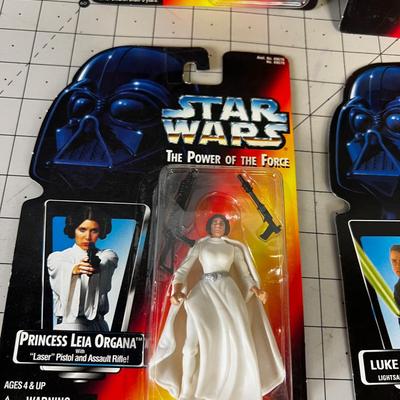 (4) Star Wars Power of the Force Set A  NEW on the Card