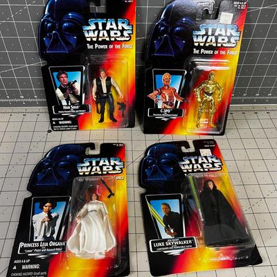 (4) Star Wars Power of the Force Set A  NEW on the Card