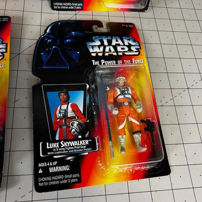 (4) Star Wars Power of the Force Set B NEW on the Card