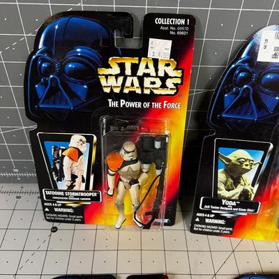(4) Star Wars Power of the Force Set C -  NEW on the Card