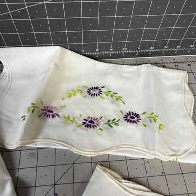 Embroidered Table Runners (4) 