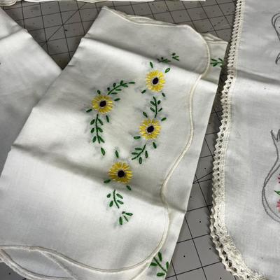 Embroidered Table Runners (4) 