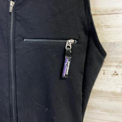 Patagonia Size Large Fleece Base Layer 