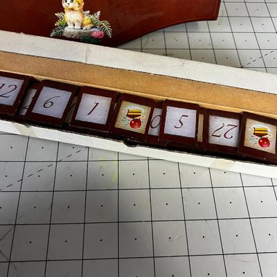 Calendar with 12 Months of Kitten Plates Plus the Wall Plaque Holder and 31 Days of Tiles. By Jergens Schultz 